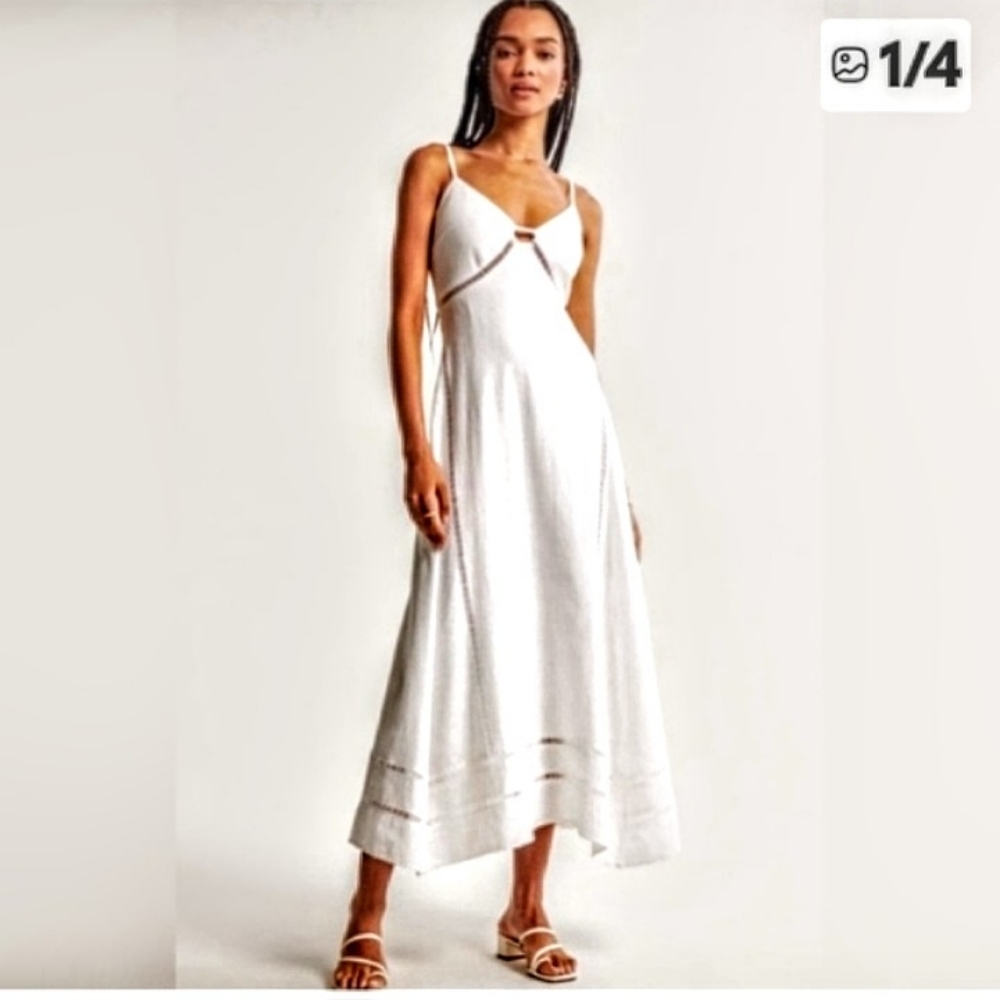 Abercrombie & Fitch White Maxi Dress with Front Keyhole